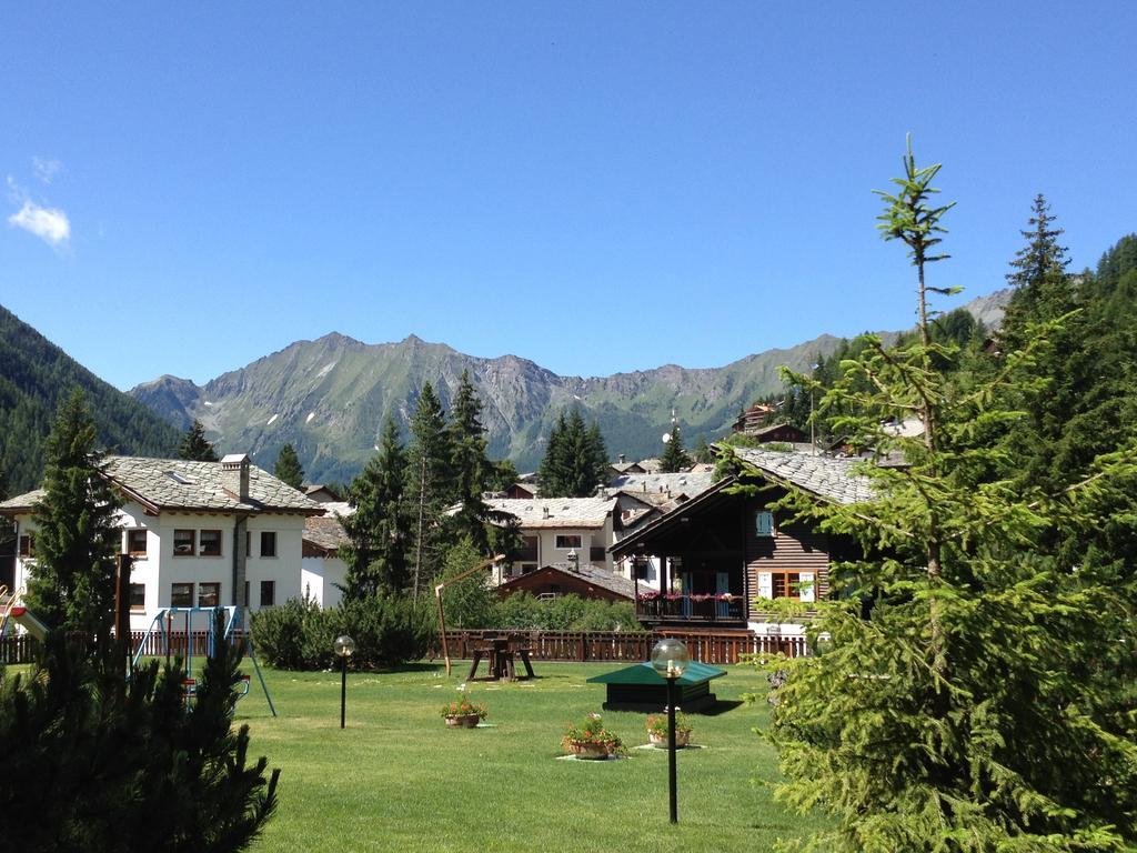 Residence Les Coupoles Champoluc Exteriér fotografie